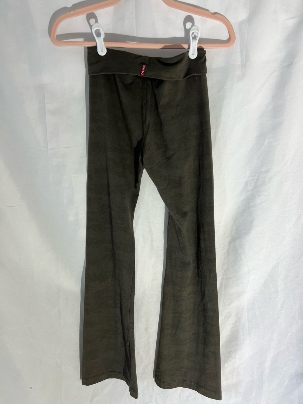 NWT Women’s HARD TAIL Camo Fold-over 90% Cotton Flare Pants 29” - Picture 5 of 6